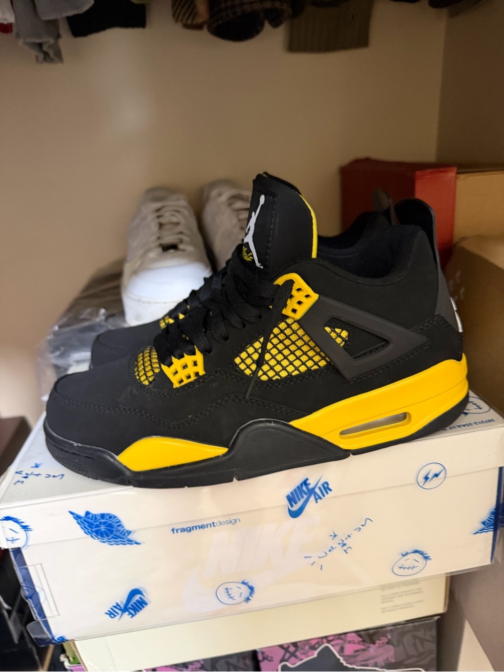Jordan Thunder Men’s Black and Yellow Sneakers